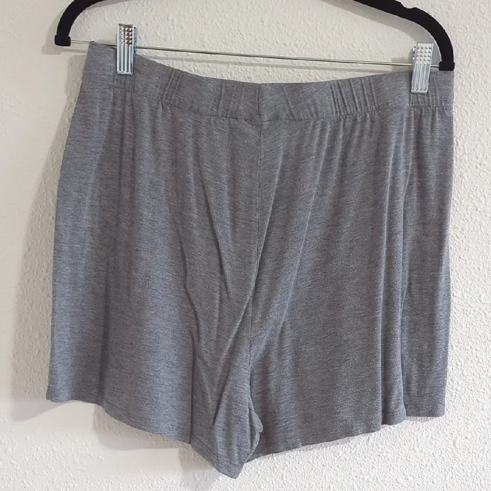 Skims Gray Sleep Shorts - Size Large - Picture 7 of 7